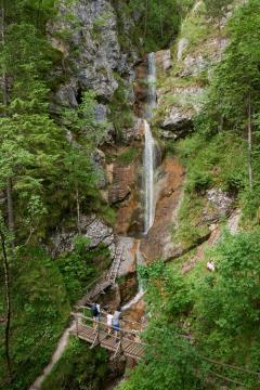 Repov slap v Podvolovljeku